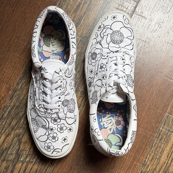 Vans Shoes - Vans Era U-Color Floral Shoes -Size 10